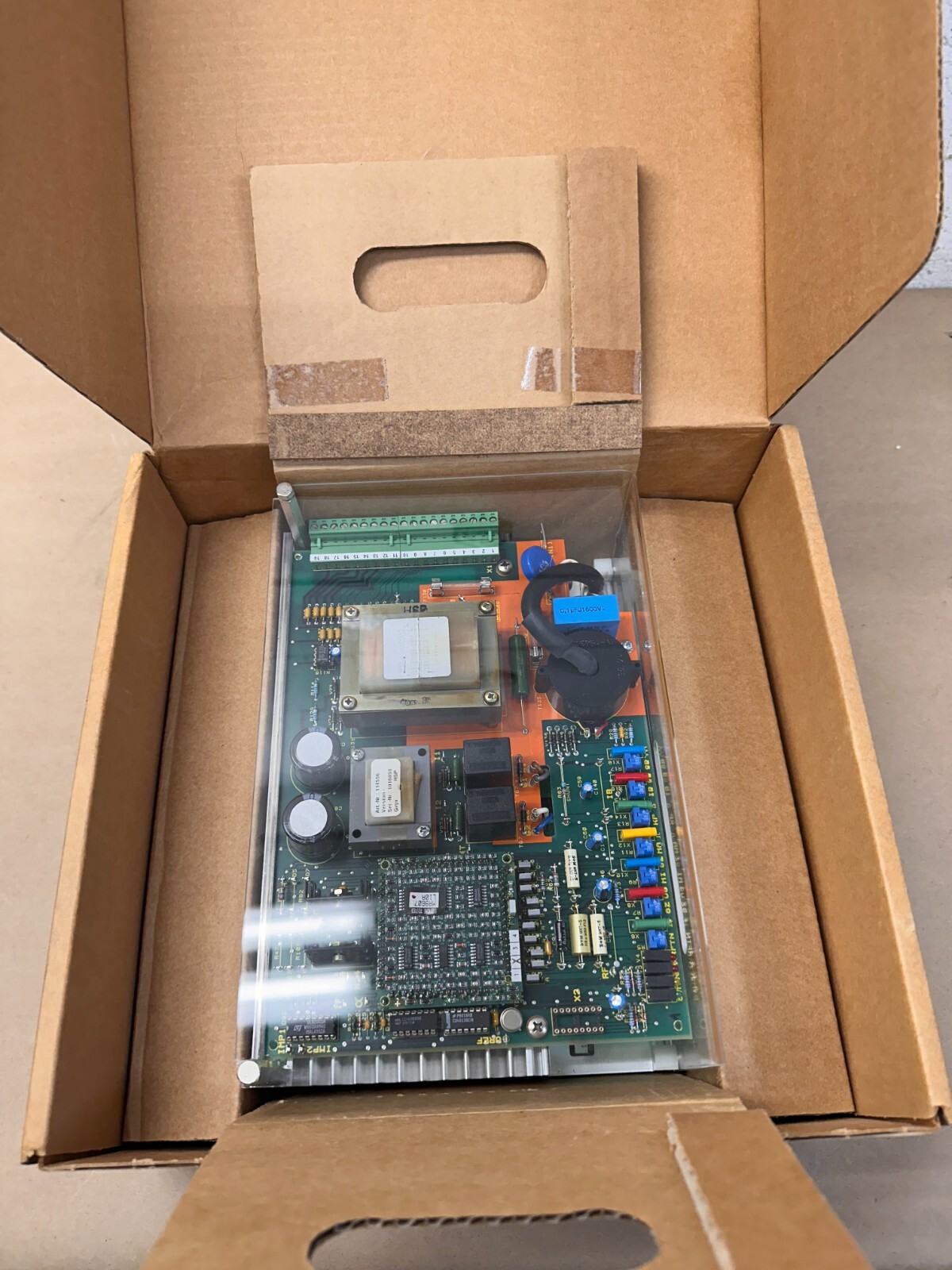 Siemens – 6SG2210-1EA00 – Sivolt-A/V; E500/E500/030; 1 AC 500 V 50/60 Hz