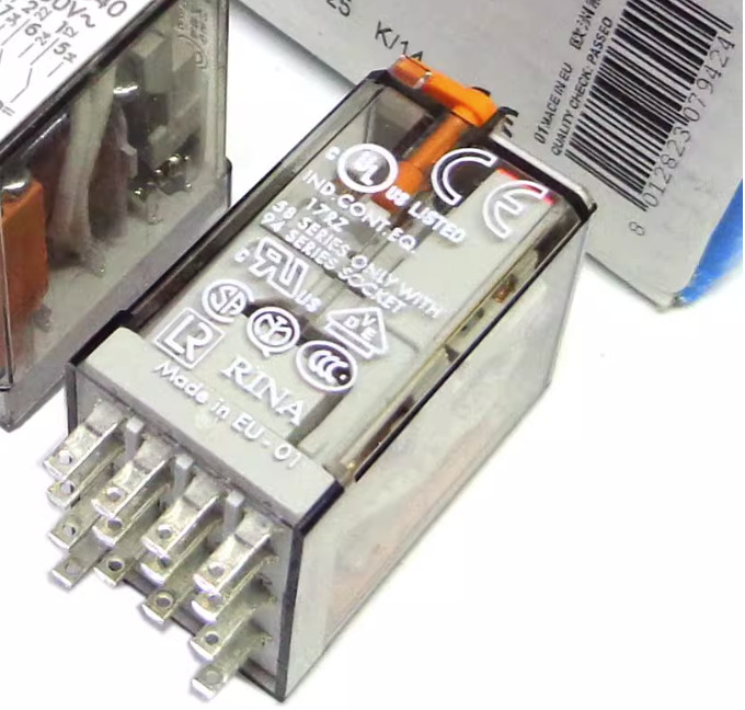 1PC New FINDER Relay 55.34.8.024.0054