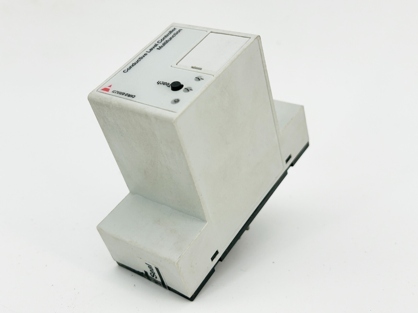 New Carlo Gavazzi CLP2ES1B115 Conductive Level Controller 11Pin 115Vac