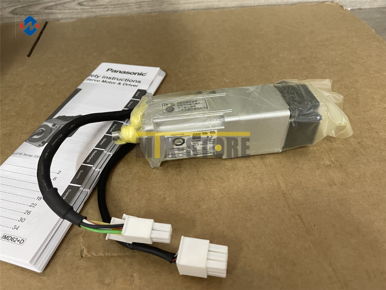 1PCS Brand New Panasonic MSMF012L1V2M Servo Motor In Box Free Ship