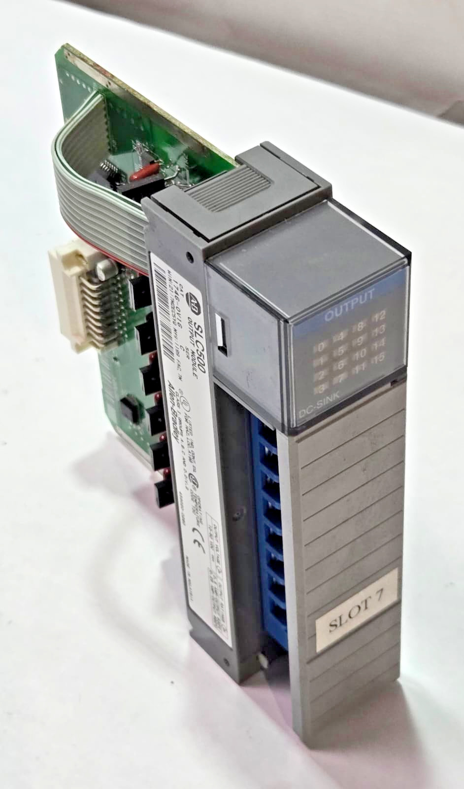 ALLEN BRADLEY SLC 500 1746-OV16 SER C OUTPUT MODULE 1746OV16