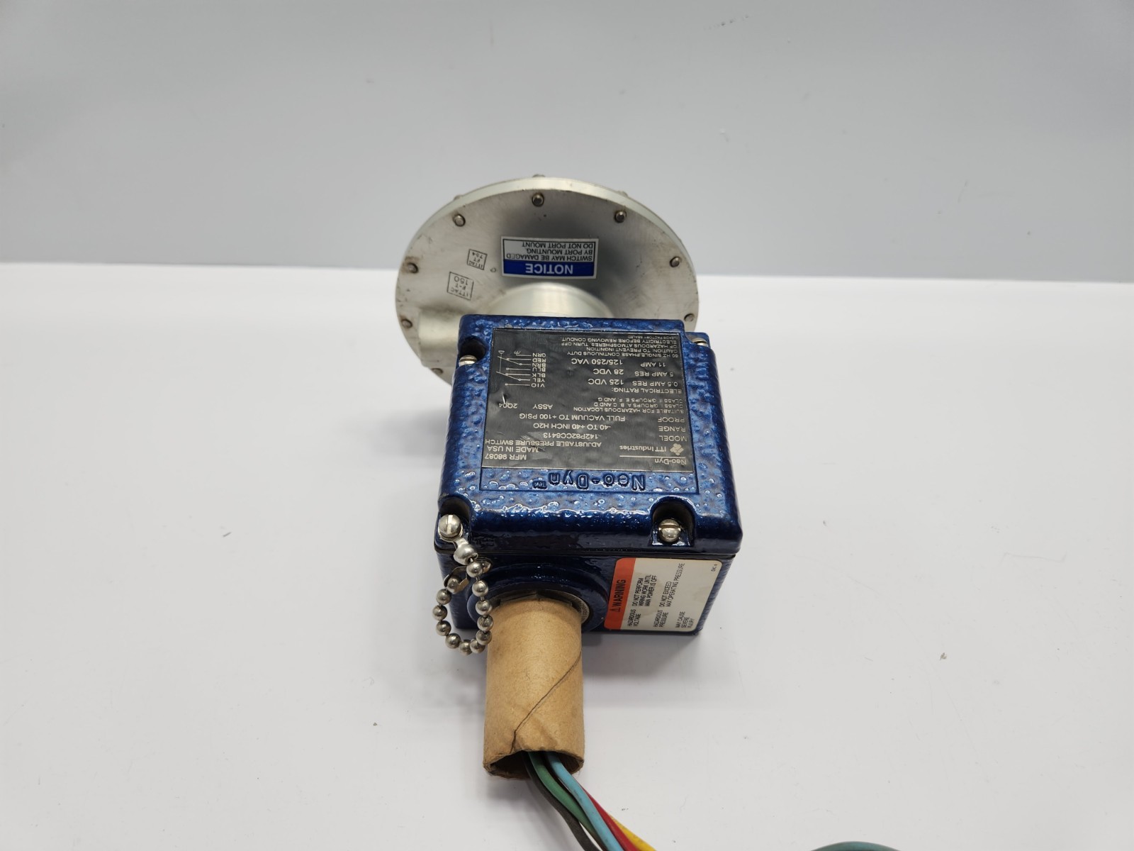 ITT NEO-DYN 142P82CC6413 ADJUSTABLE PRESSURE SWITCH +100 PSIG