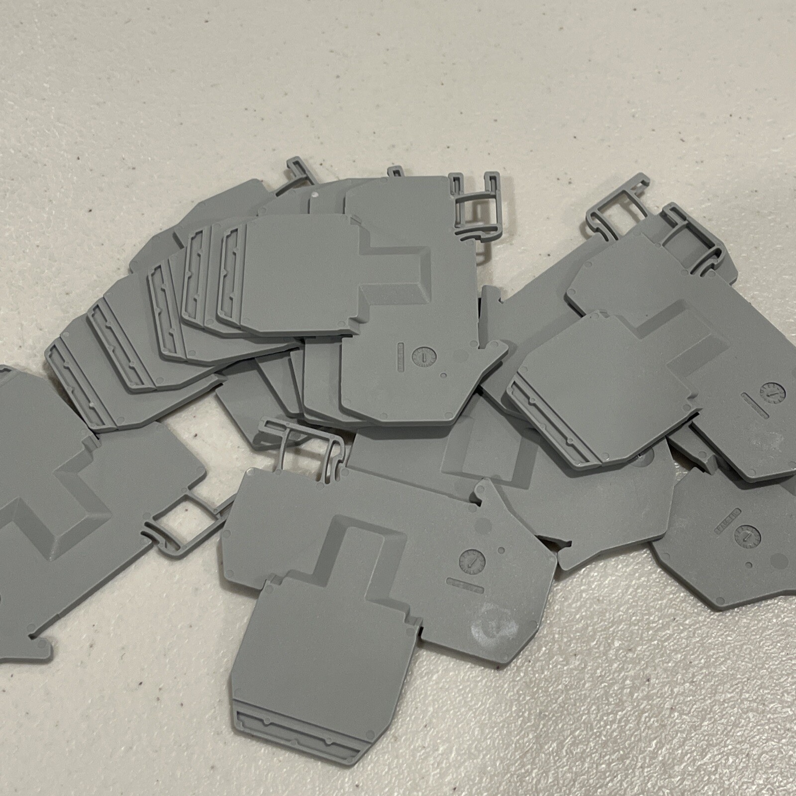 NEW pack of 10 Phoenix Contact ATP-UTTB 2 5/4 DIN RAIL TERMINAL COVER