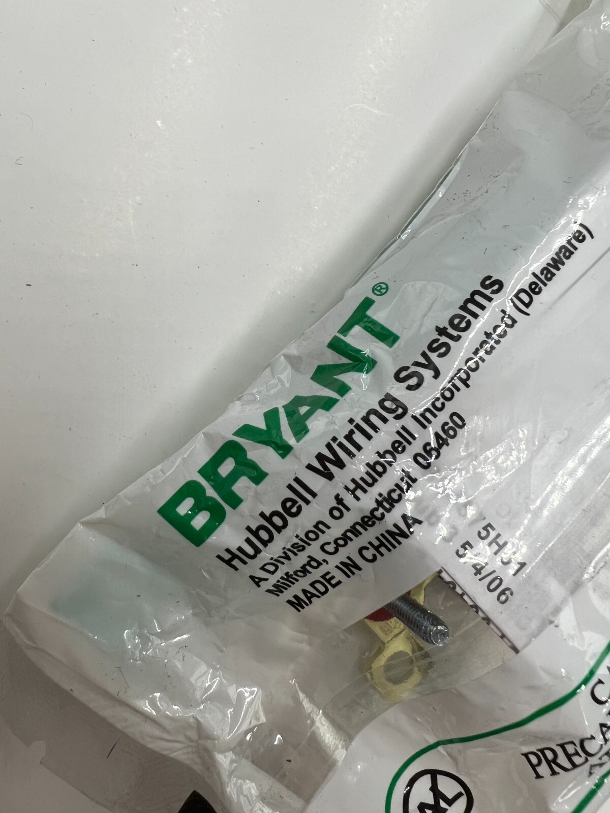 Bryant Hubbell Wiring System Duplex Recept, BRY8300, 20A, 125V, NEMA 5-20R