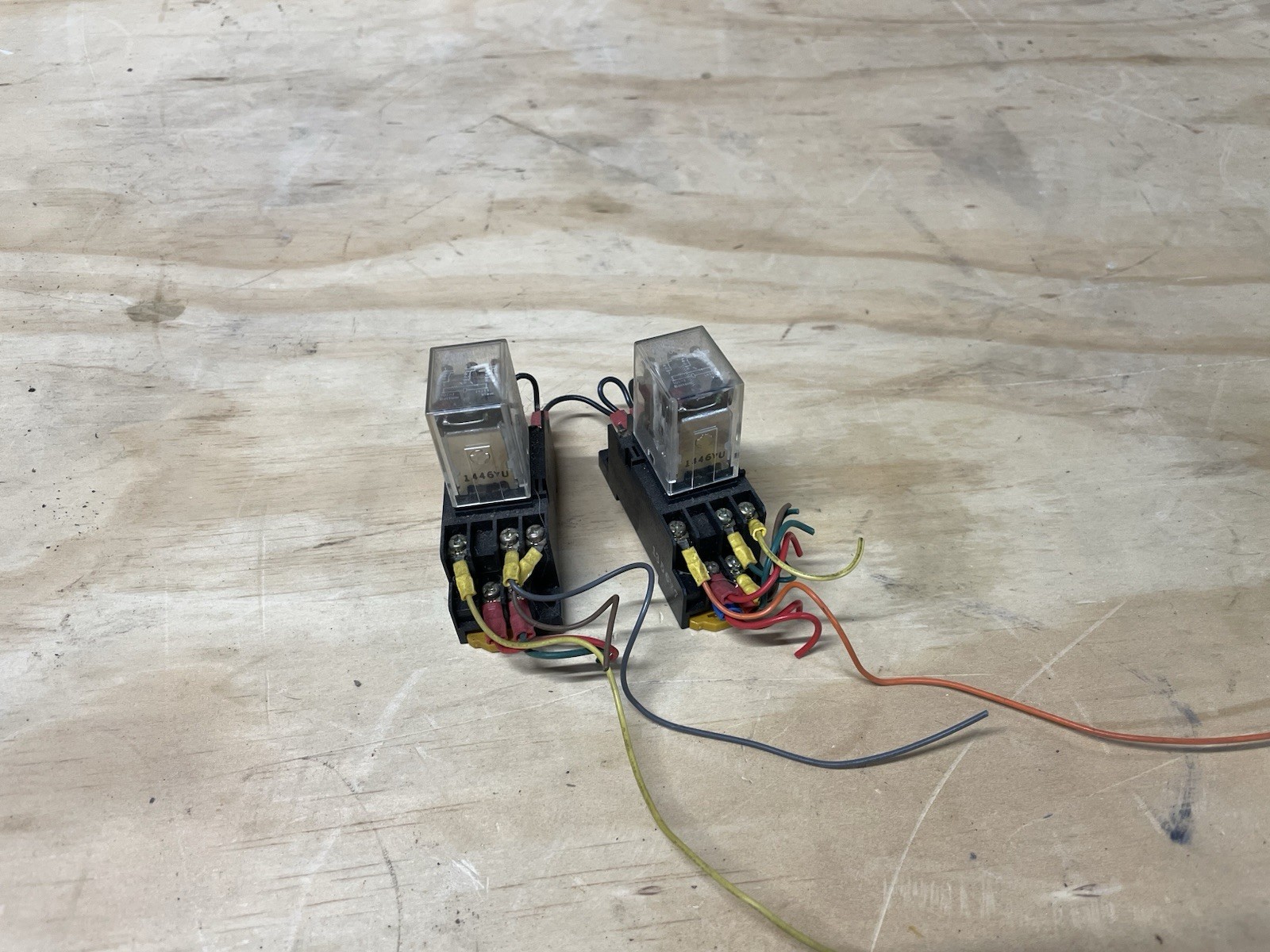 2 Pcs New Omron MY3N-J 12VDC Coil Cube Relay & Socket Base MY3NJ