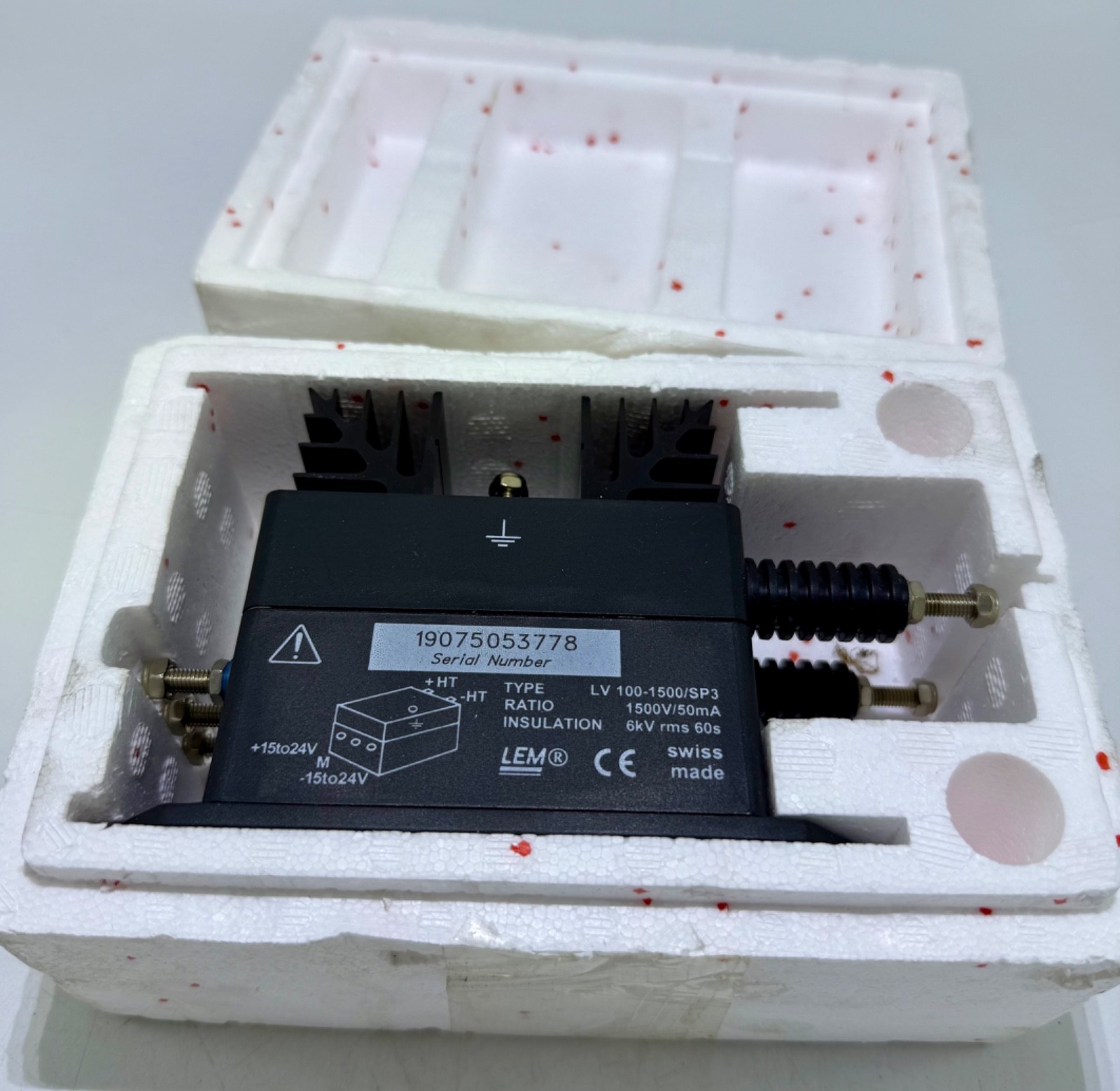 LEM LV100-1500/SP3 VOLTAGE TRANSDUCER 1500V/50mA