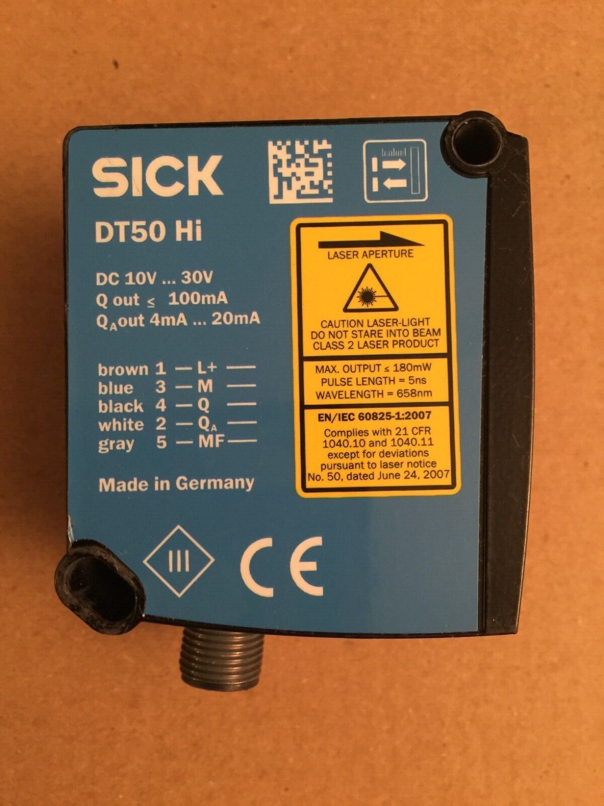 SICK DT50-P2113 / SICK 1047314 Mid-Range Distance Measuring Sensor