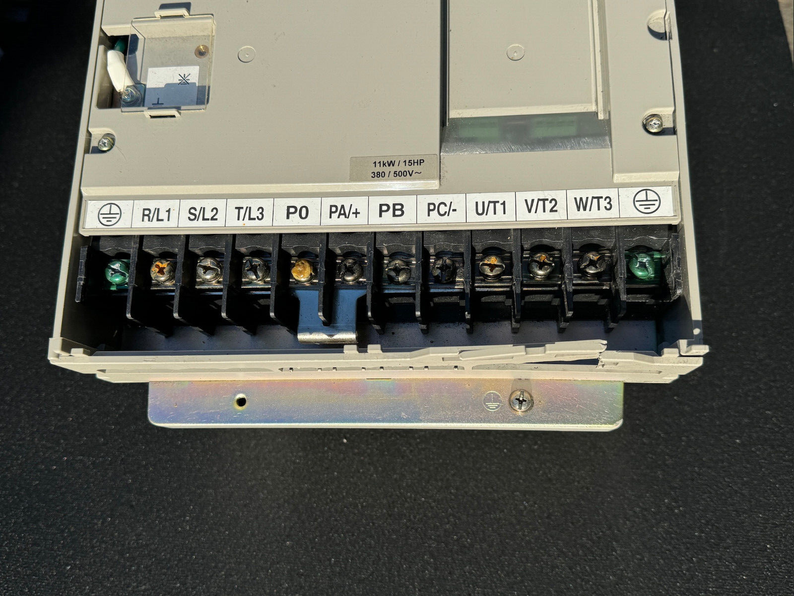 Schneider Electric. Telemecanique ATV31HD11N4A *ATV31 *11kW-15HP *Warranty-USED*