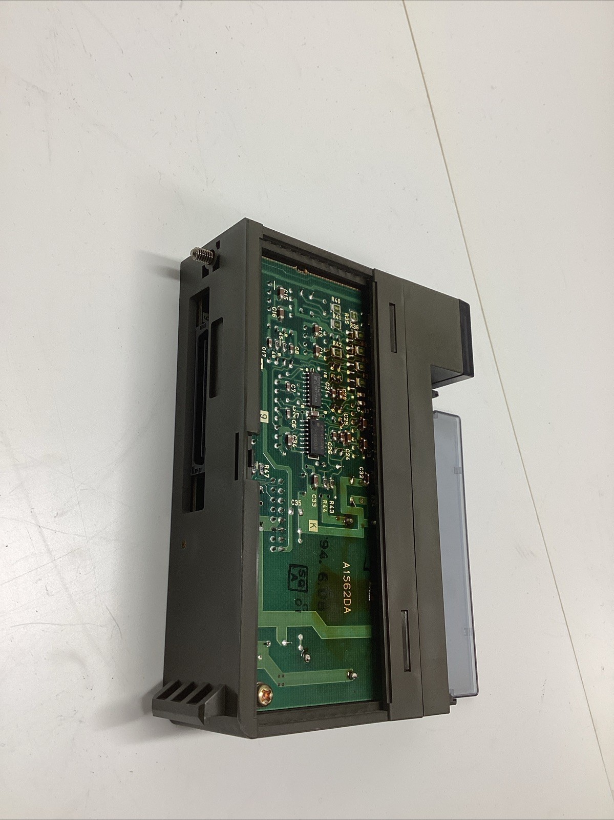 Mitsubishi D/A Converter Unit A1S62DA. V-465