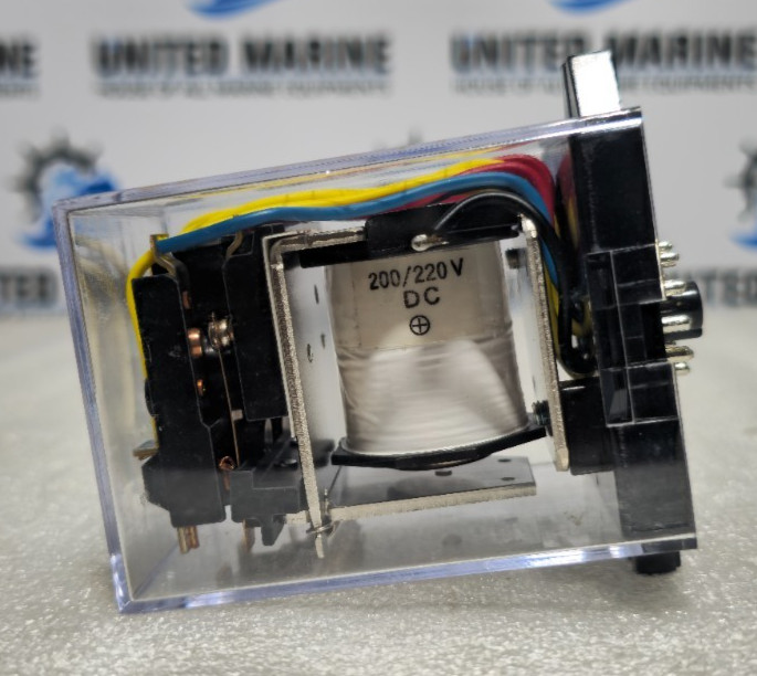 Omron MM3P Power Relay 11-Pin 200/220V DC