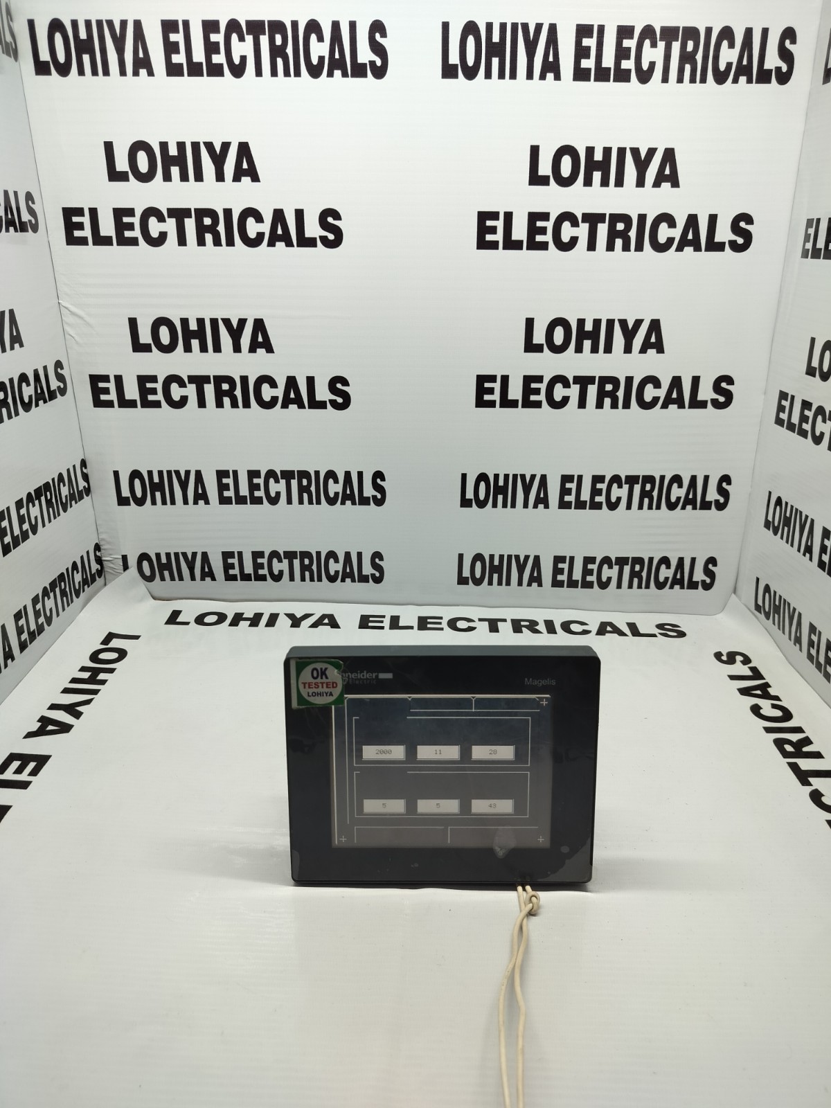 SCHNEIDER HMISTU855 OPERATOR INTERFACE ( USED CONDITION )