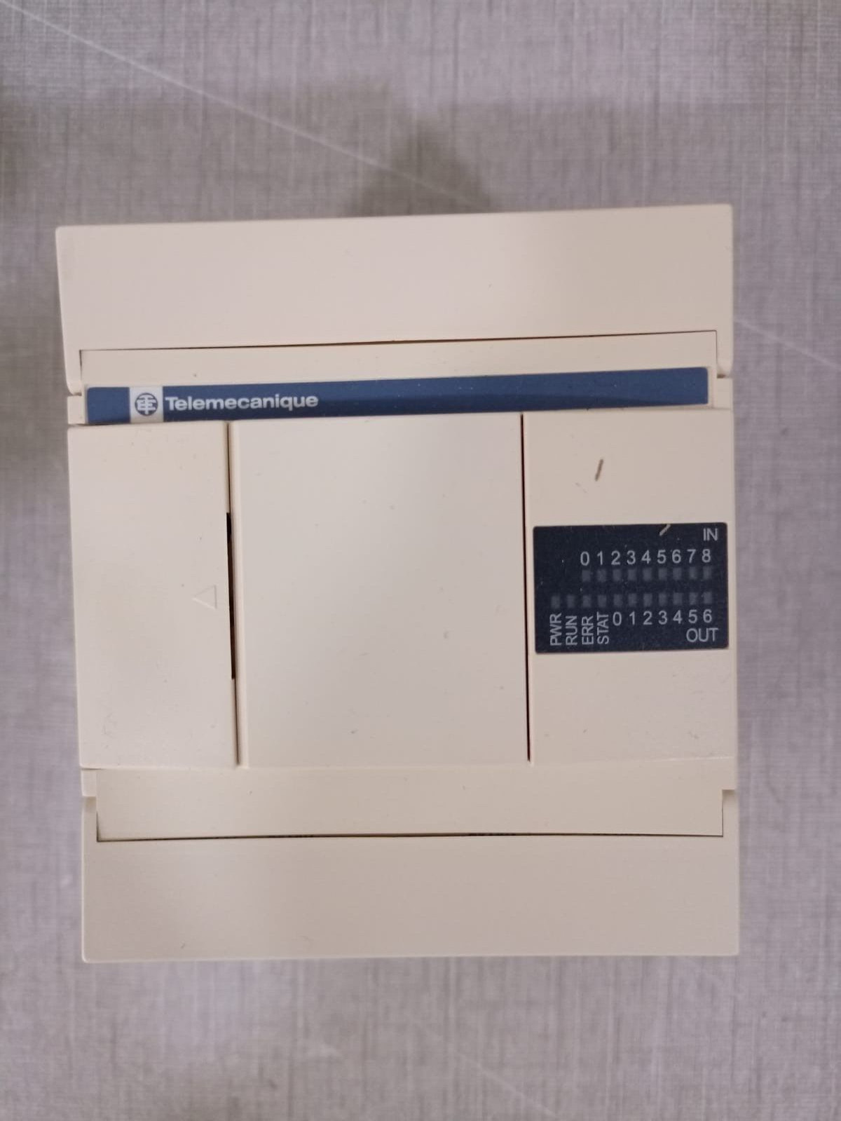 Schneider Electric Telemecanique TWDLCAA16DRF Twido-204421