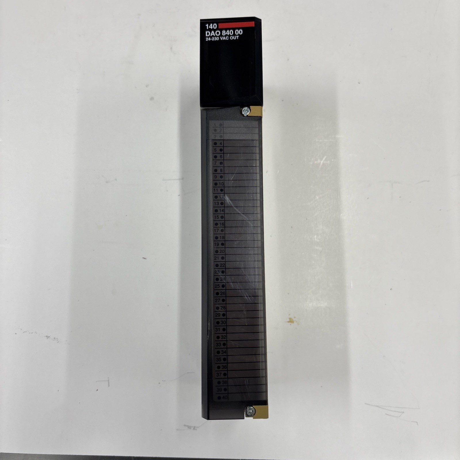 Schneider 140 DAO 84000 Module 140DAO84000