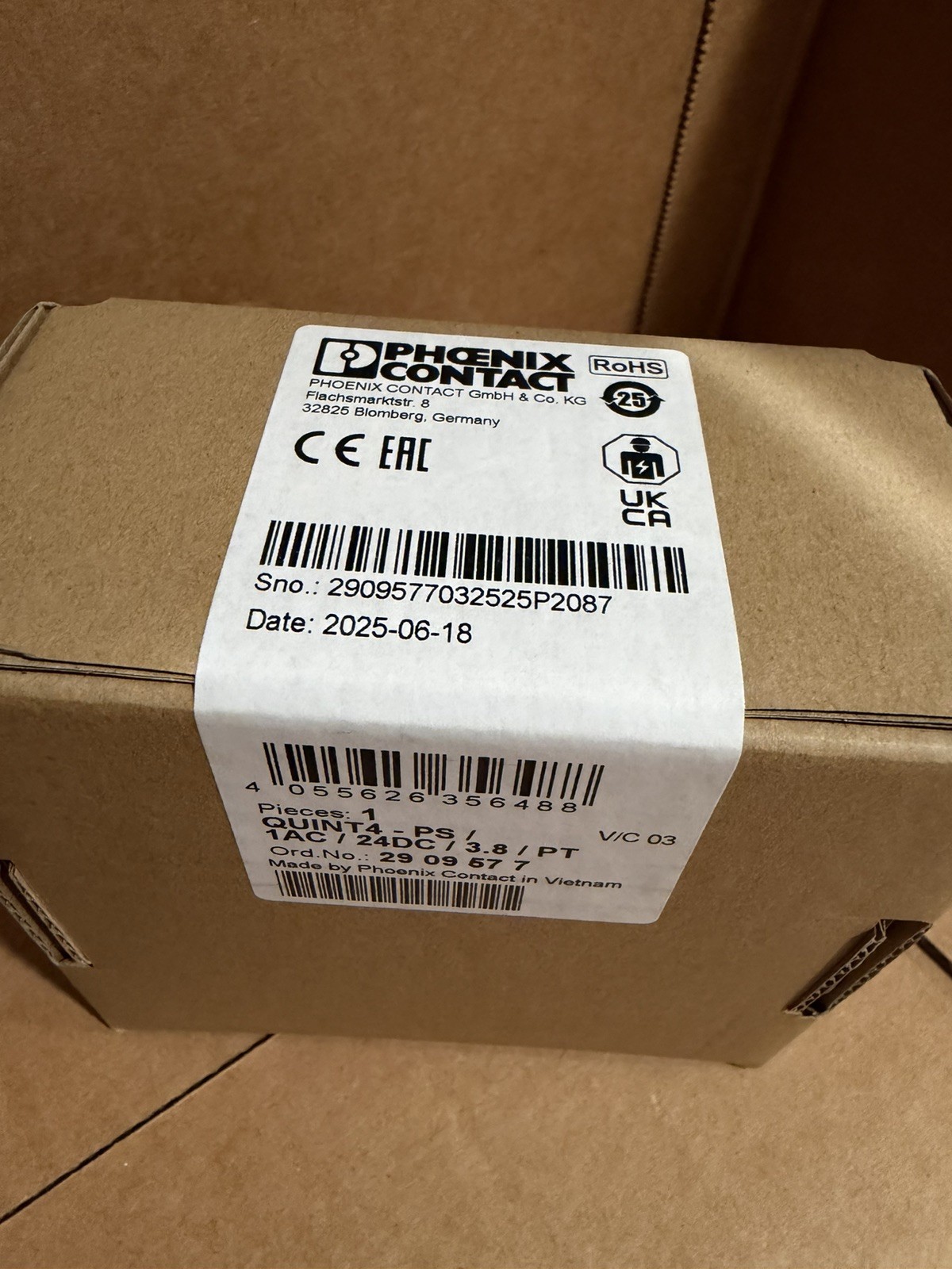 Phoenix Contact QUINT4-PS/1AC/24DC/3.8/SC power supply 2909577