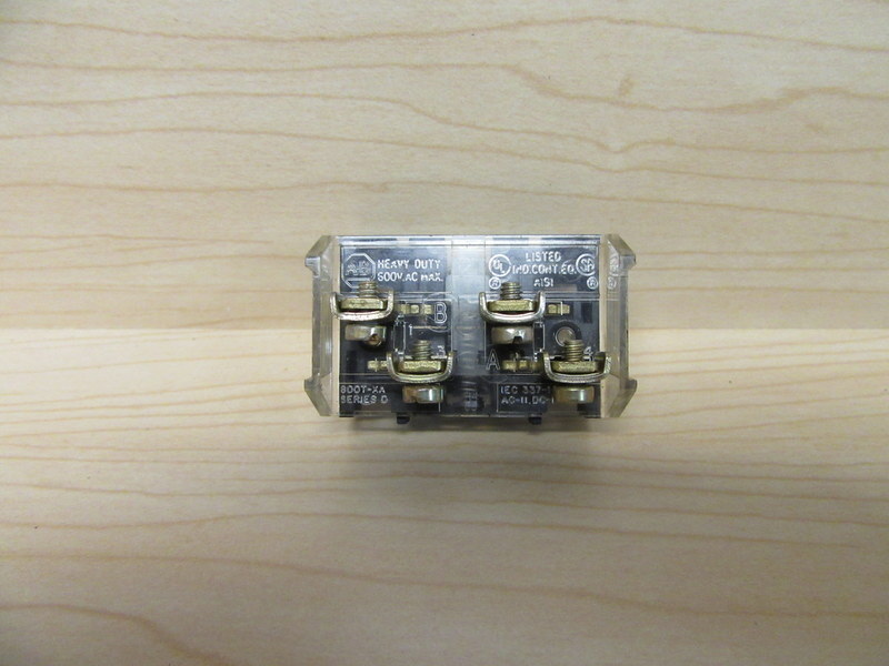 Allen Bradley 800T-XA Contact Block 800TXA Ser D (Pack of 36)