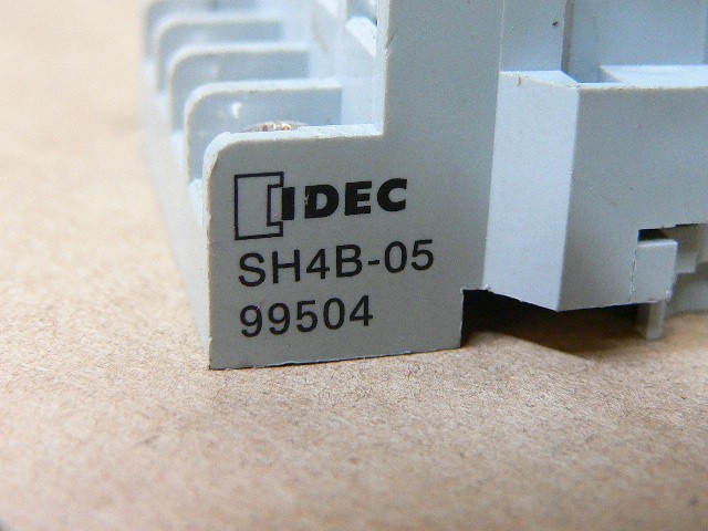 Idec Sh4b-05 Relay Socket Base 14 Pin 4 Pole10 Amp 300 V Rh4b