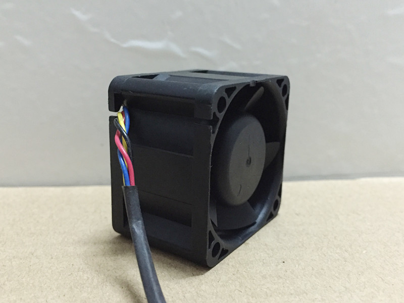 1pcs FOXCONN MODEL PLA040H12M DC12V 0.22A Chassis Cooling fan 4pin