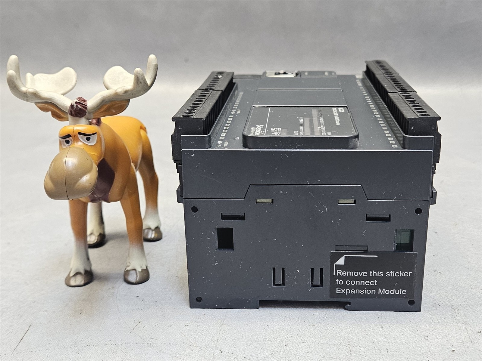 Schneider Electric Modicon TM221C40T Logic Controller M221 IO40 24VDC