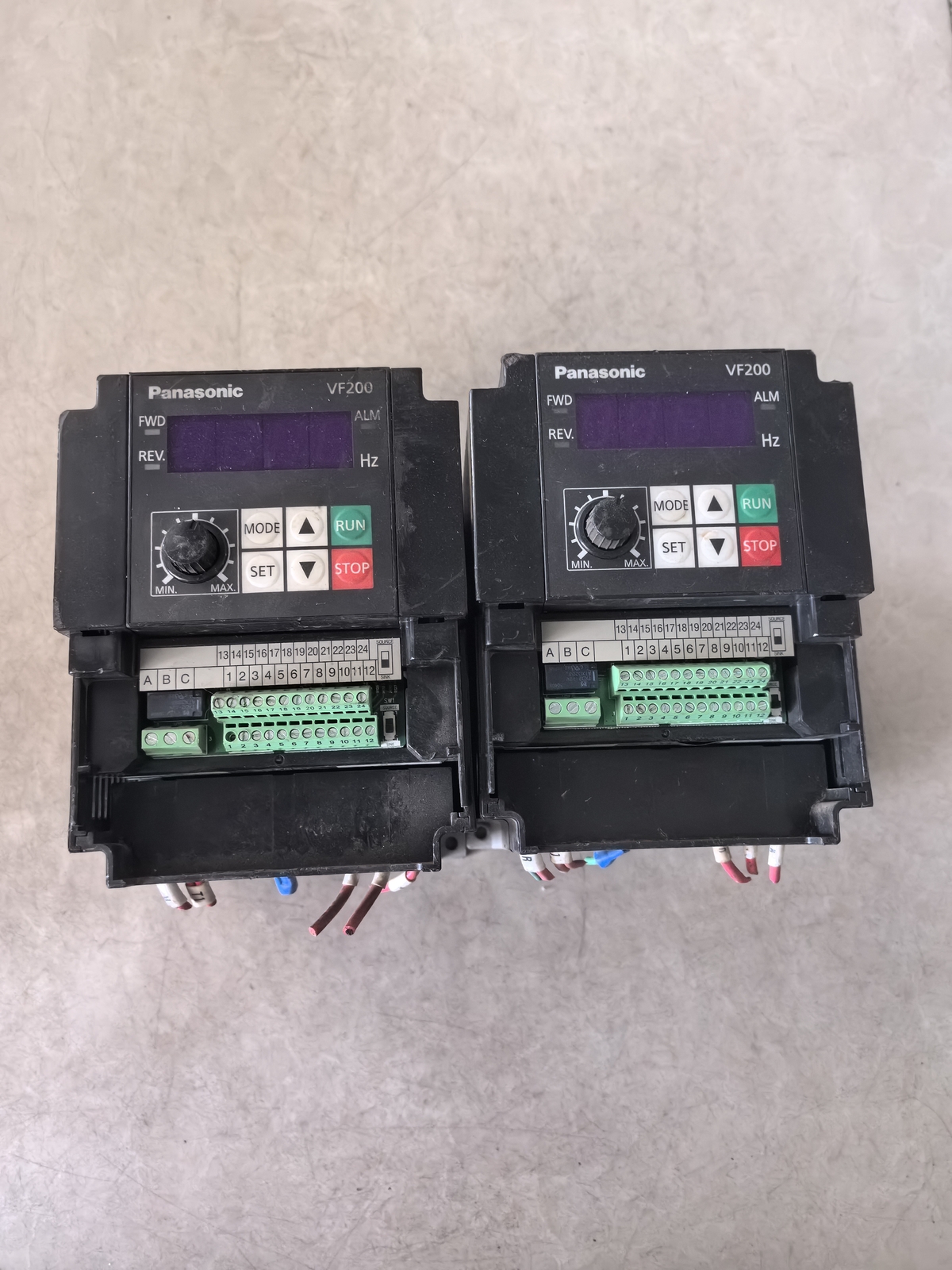 1PC Used Inverter AVF200-0072 0.75KW 220V