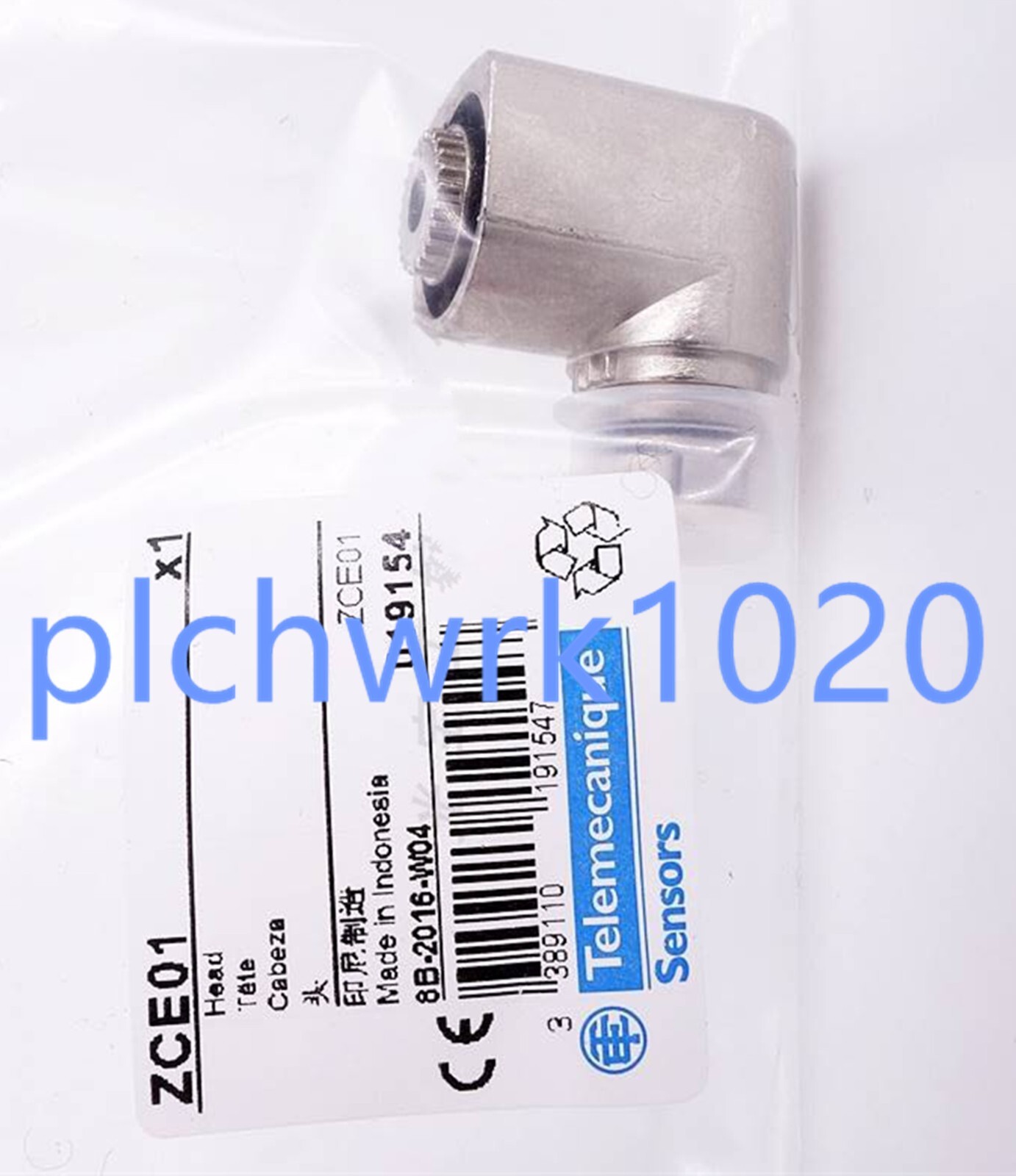 1 PCS NEW IN BOX Schneider Limit switch ZCE01