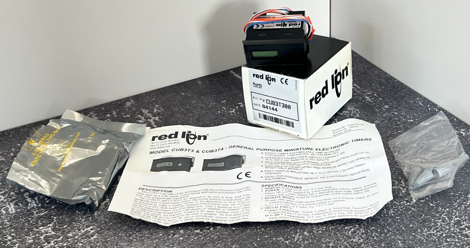Red Lion CUB3T300 Mini Electronic Timer – 6-Digit LCD, Panel Mount, NOS