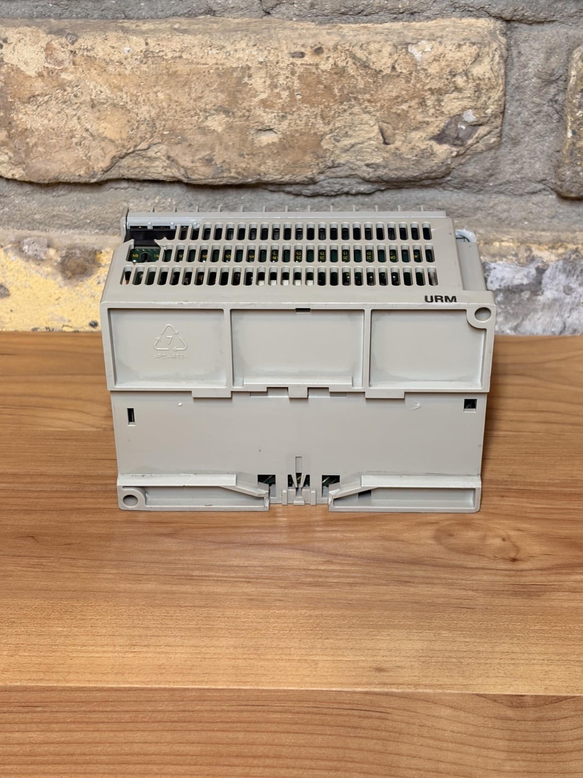 Allen-Bradley 1761-L16BWA Series C Micrologix 1000 I/O PLC Module 1761L16BWA