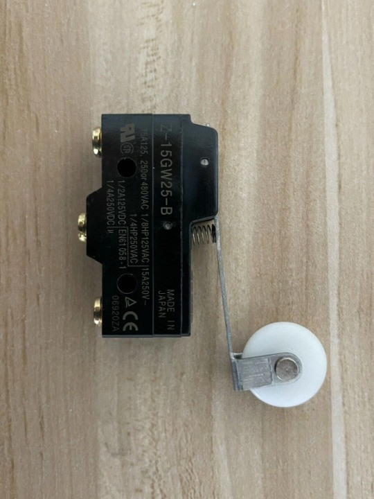 FOR Z-15GW25-B Limit Switch OMRON Z15GW25B