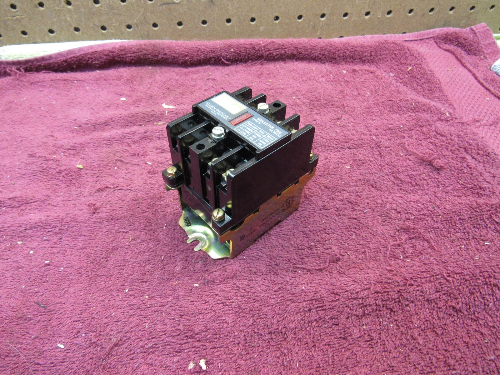 Allen-Bradley 700-N400A1 Type N Series C Industrial Control Relay