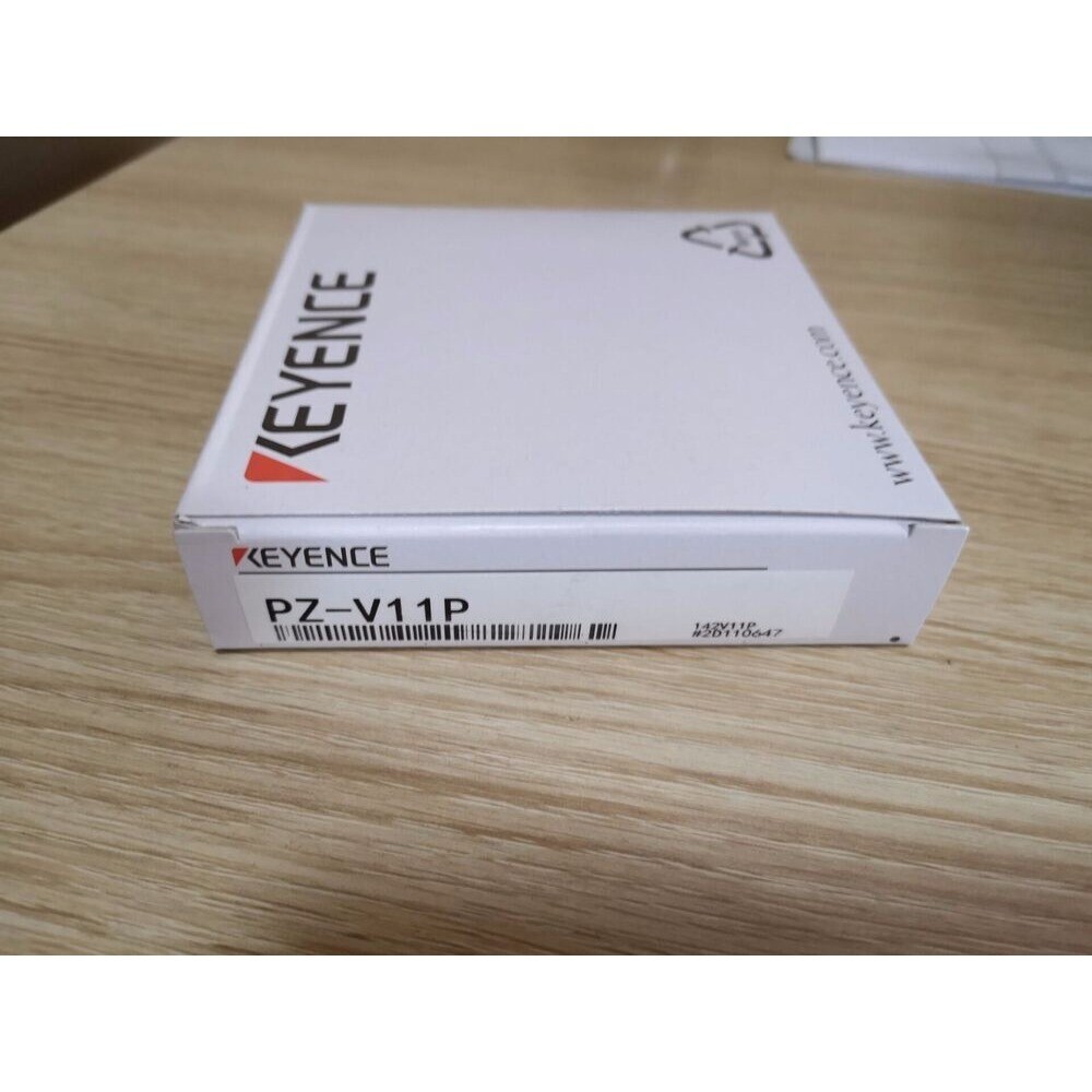 1PC New KEYENCE PZ-V11P Photoelectric Sensor PZV11P In Box