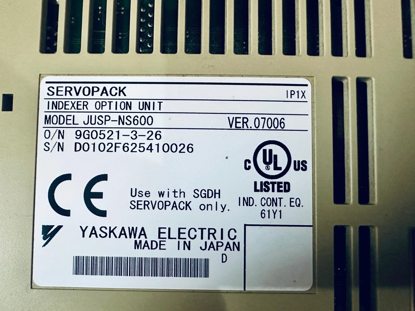 OMRON YASKAWA SGDH-10DE-OY+JUSP-NS600 & RASMI R88AFIW4006-E RFI FILTER SERVOPACK
