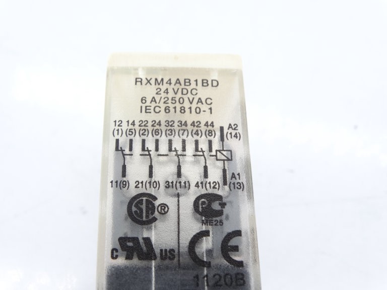 SCHNEIDER ELECTRIC RXM4AB1BD RELAY