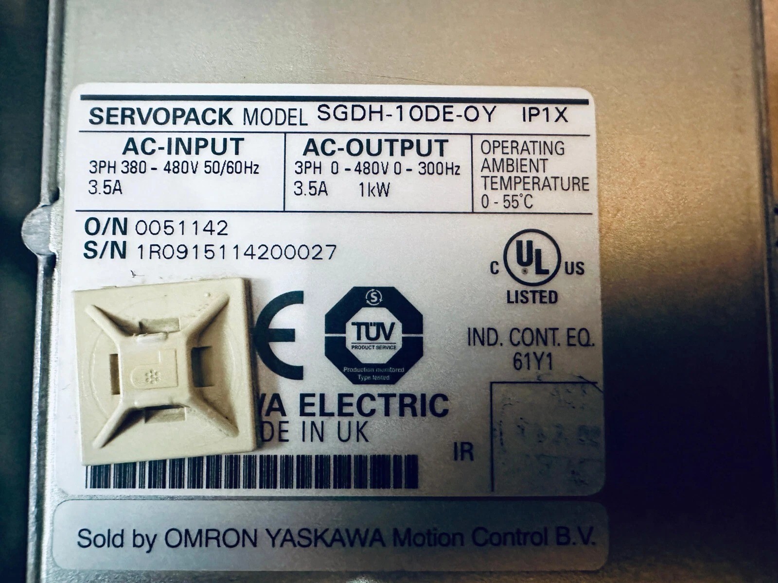 OMRON YASKAWA SGDH-10DE-OY+JUSP-NS600 & RASMI R88AFIW4006-E RFI FILTER SERVOPACK