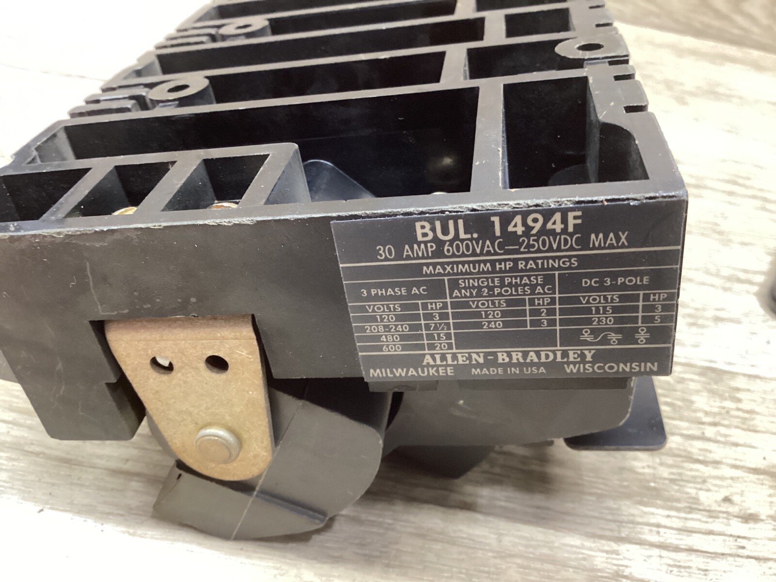 Allen-Bradley 1494F Disconnect Switch 60 Amp 600V 60A #24B10PR3*QC