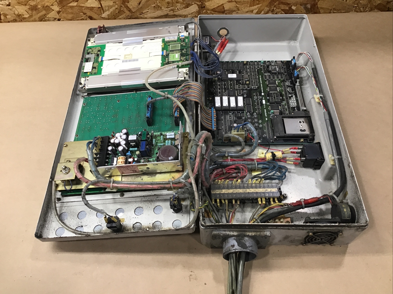 Sumitomo Molding Machine Controller / Operator Panel #120B13PR3