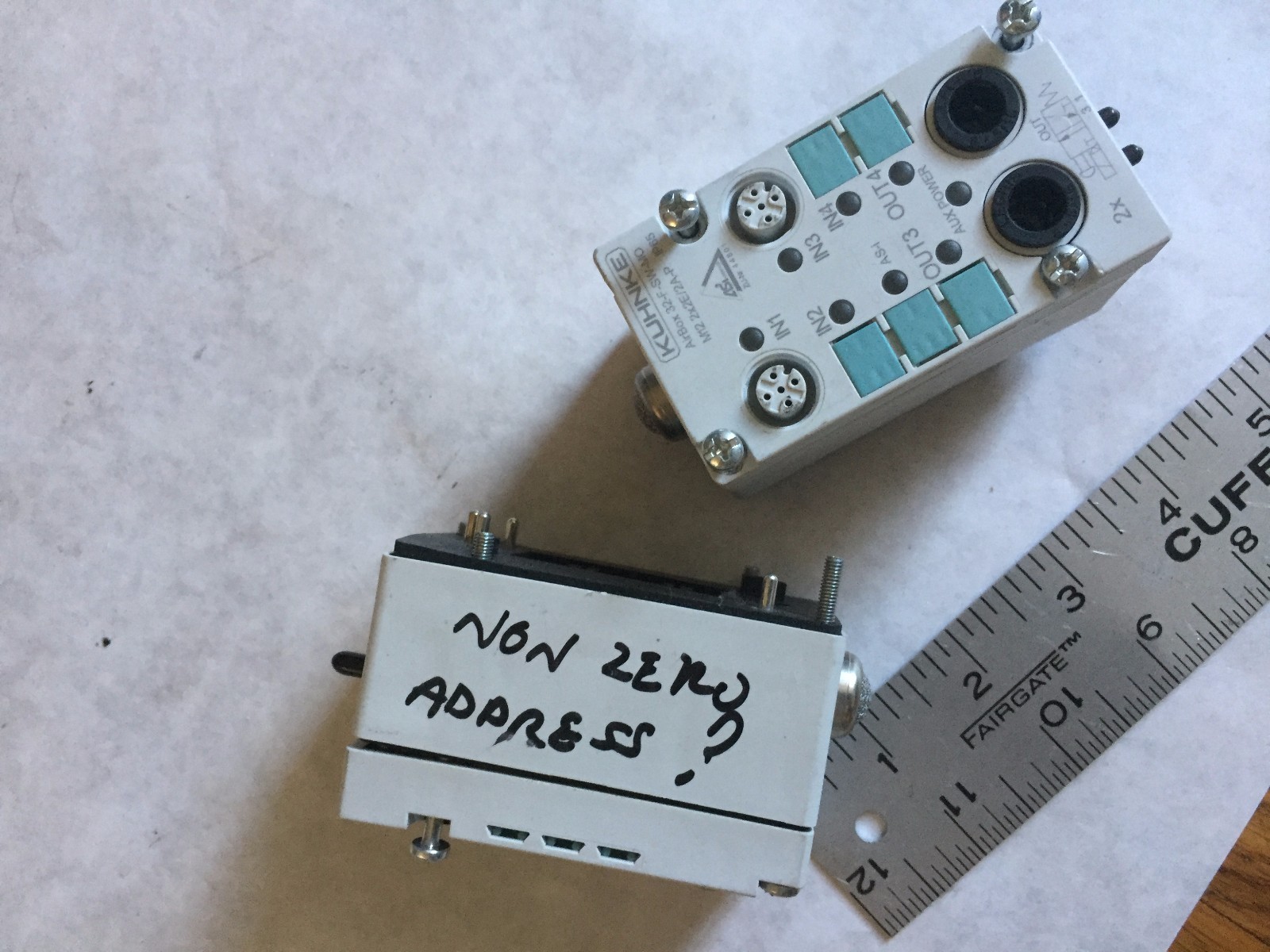 NEW KUHNKE 32-F-SW-MO,AIRBOX KU 32-F-SW-MO,PNEUMATIC SENSOR,M12 2X2E/2A-P,BJ