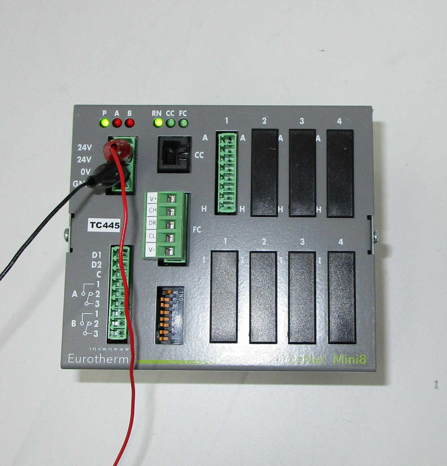 Eurotherm MINI8/ACQ/0PRG/VL/DEVICENET/C/TC4/XXX/XXX/XXX/STD/60/NONE/ENG/NONE/XXX