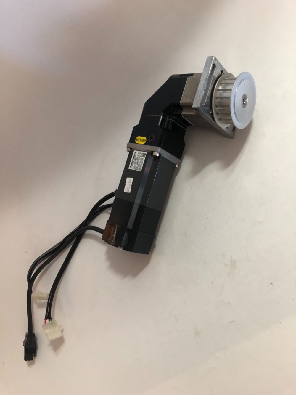 MITSUBISHI HC-PQ43B ABR060-S2-P2 005:1 FedEx Power-On Tested Used