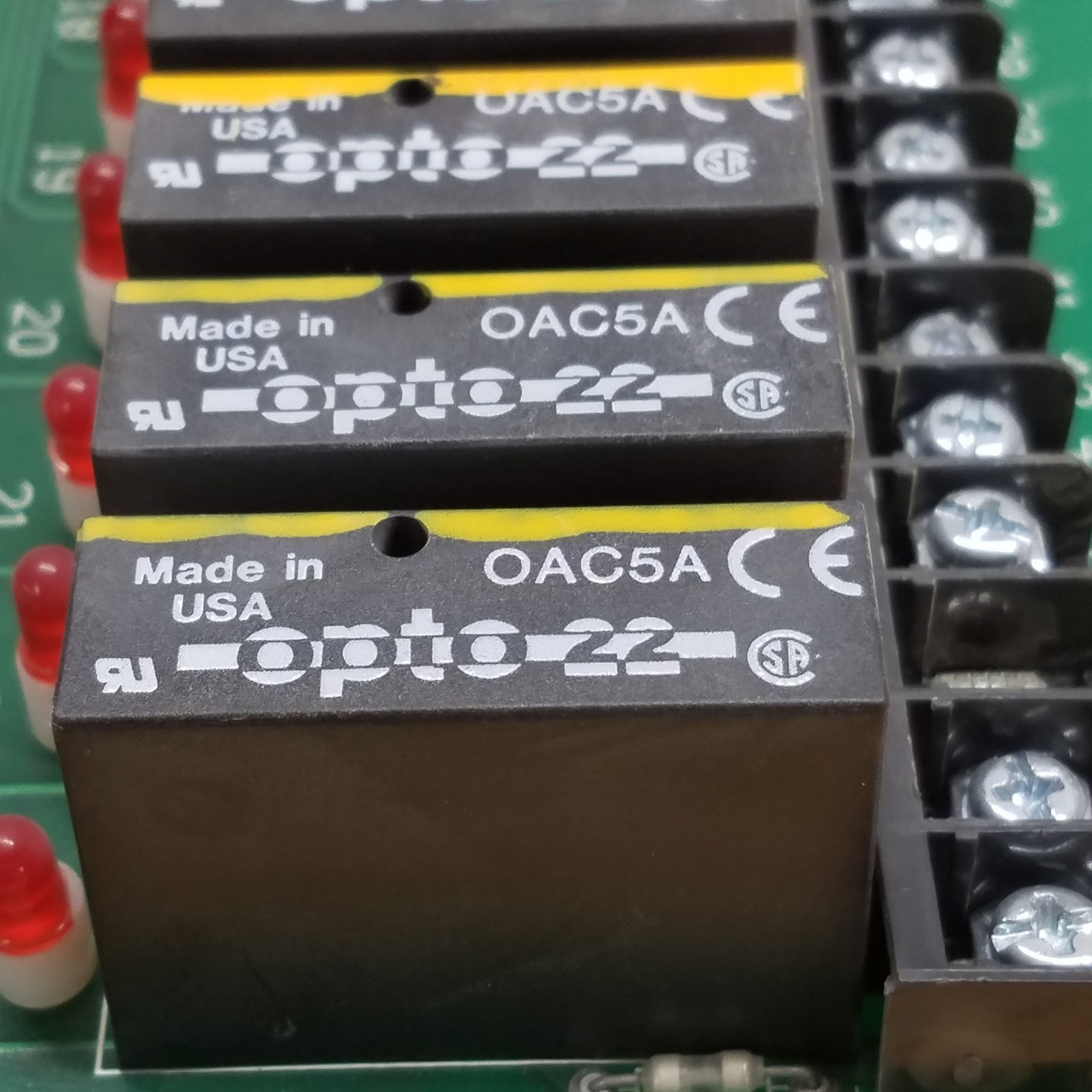 Opto 22 PB24 I/O Mounting Rack – USED