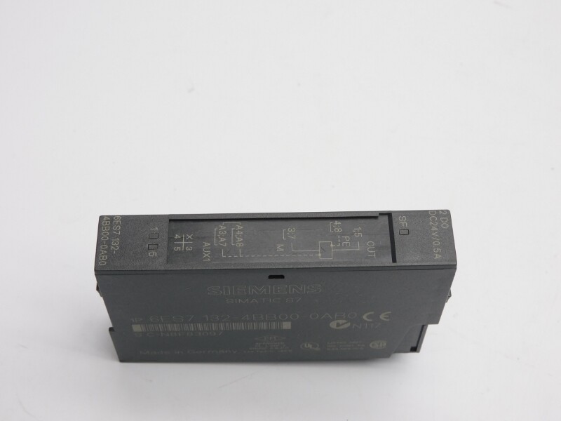 SIEMENS 6ES7132-4BB00-0AB0 24VDC 0.5A NSNP