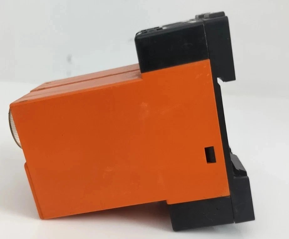 Syrelec BCR Time Delay Relay 220-240V~