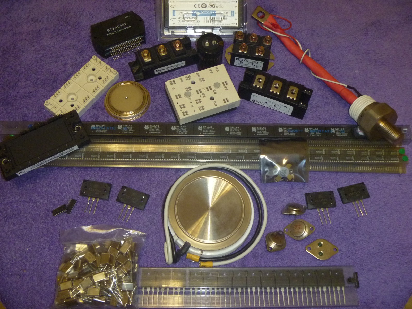 NEW ORIGINAL MODULE 1794-OW8 LOCATION OUR WAREHOUSE MDENEW