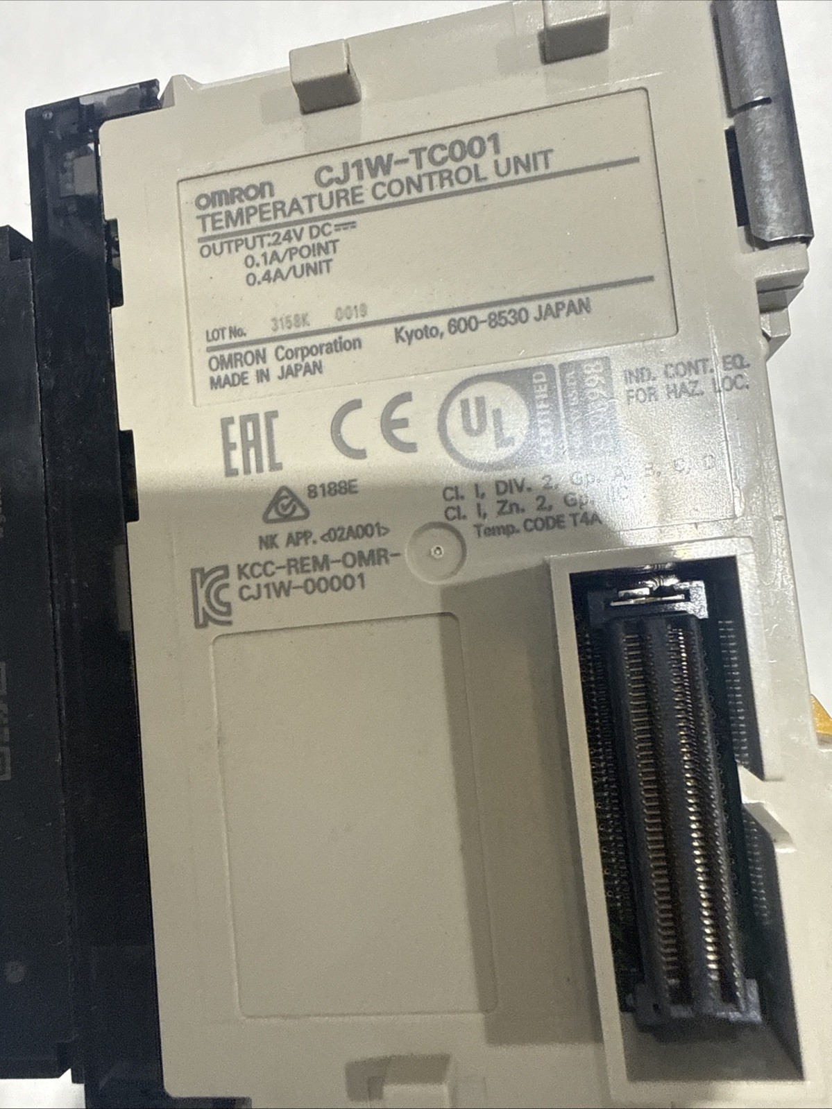 NEW* Omron Temperature Control Unit CJ1W-TC001 FREE US SHIPPING