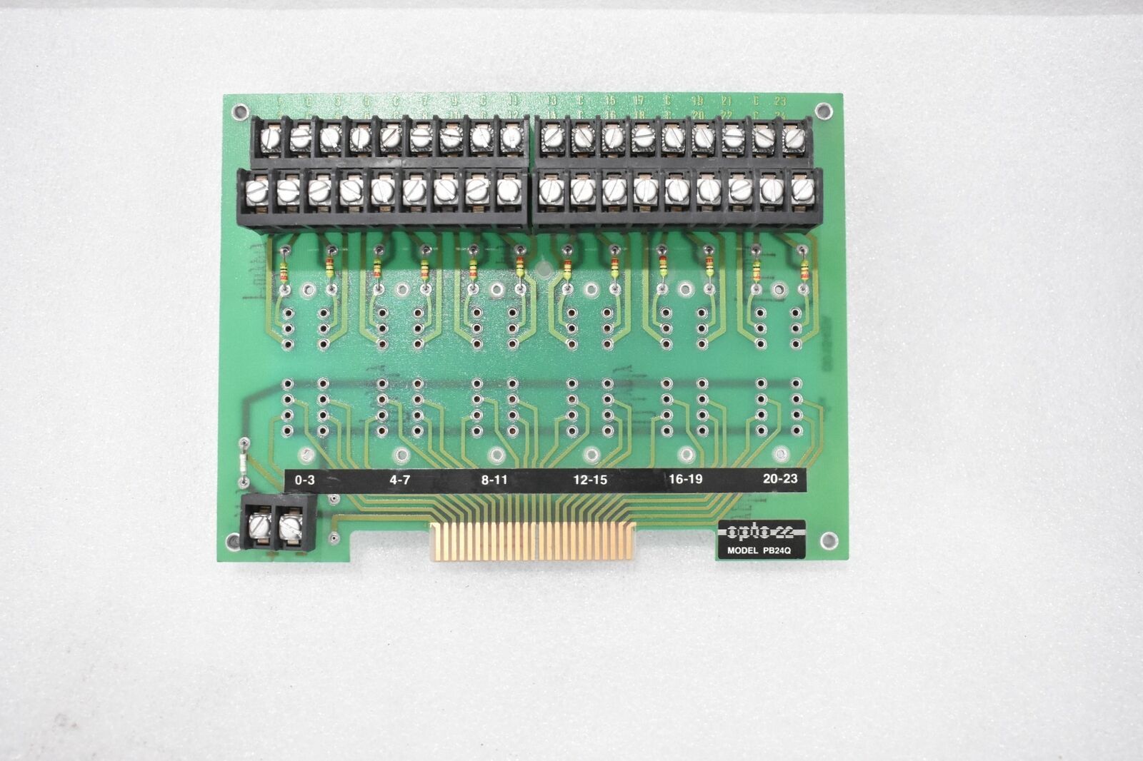 OPTO 22 PB24Q QUAD PAK 6-MODULE POSITION RACK 50-PIN FOR USE WITH I/O MODULE