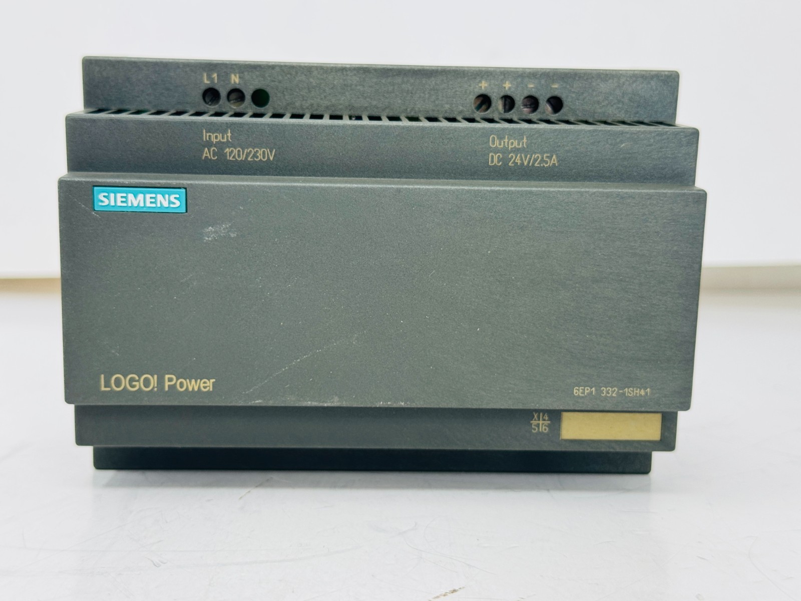 Siemens LOGO Power Stromversorgung 6EP1332-1SH41 DinRail Mount 25Amp 120-230VAC