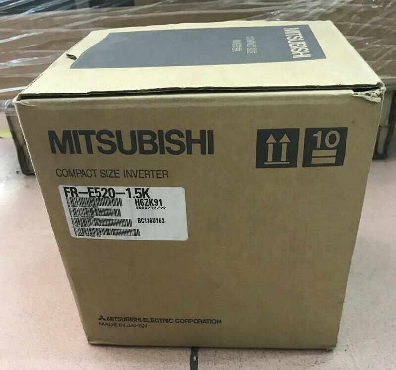 FR-E520-1.5K New Mitsubishi Inverter 220V 1.5KW FR-E520-1.5K Expedited Shipping
