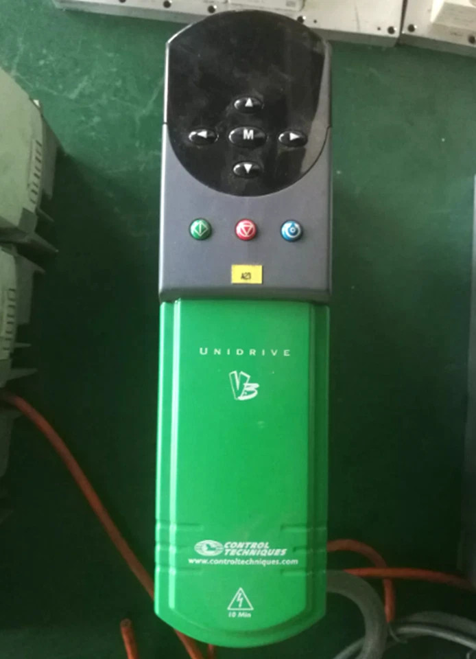 Used & Tested CONTROL TECHNIQUES UNI1401 Variable Speed Drive 0.75KW
