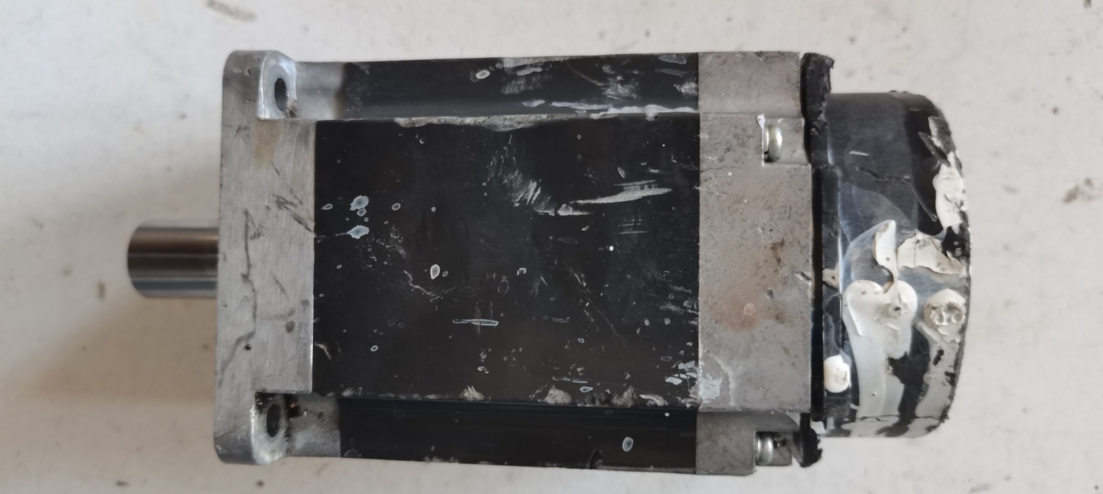 1Pcs Mitsubishi motor HF-KN73J-S100 Welcome counteroffer