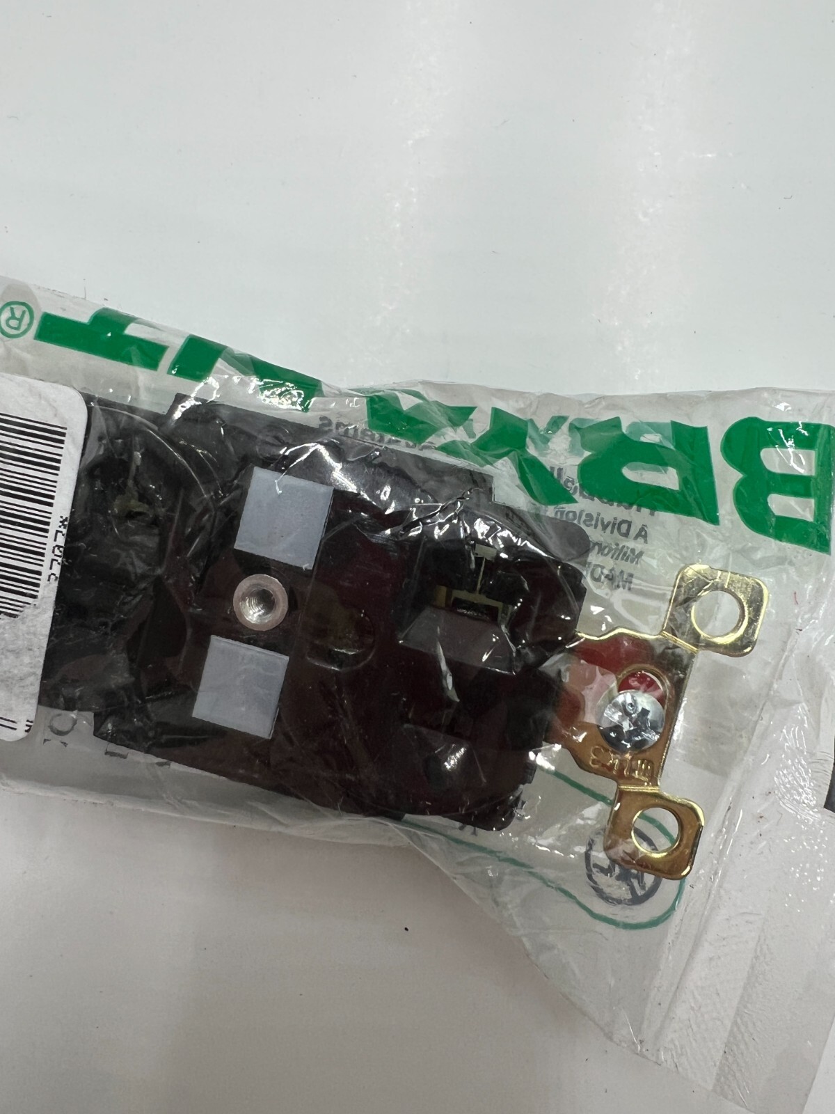Bryant Hubbell Wiring System Duplex Recept, BRY8300, 20A, 125V, NEMA 5-20R