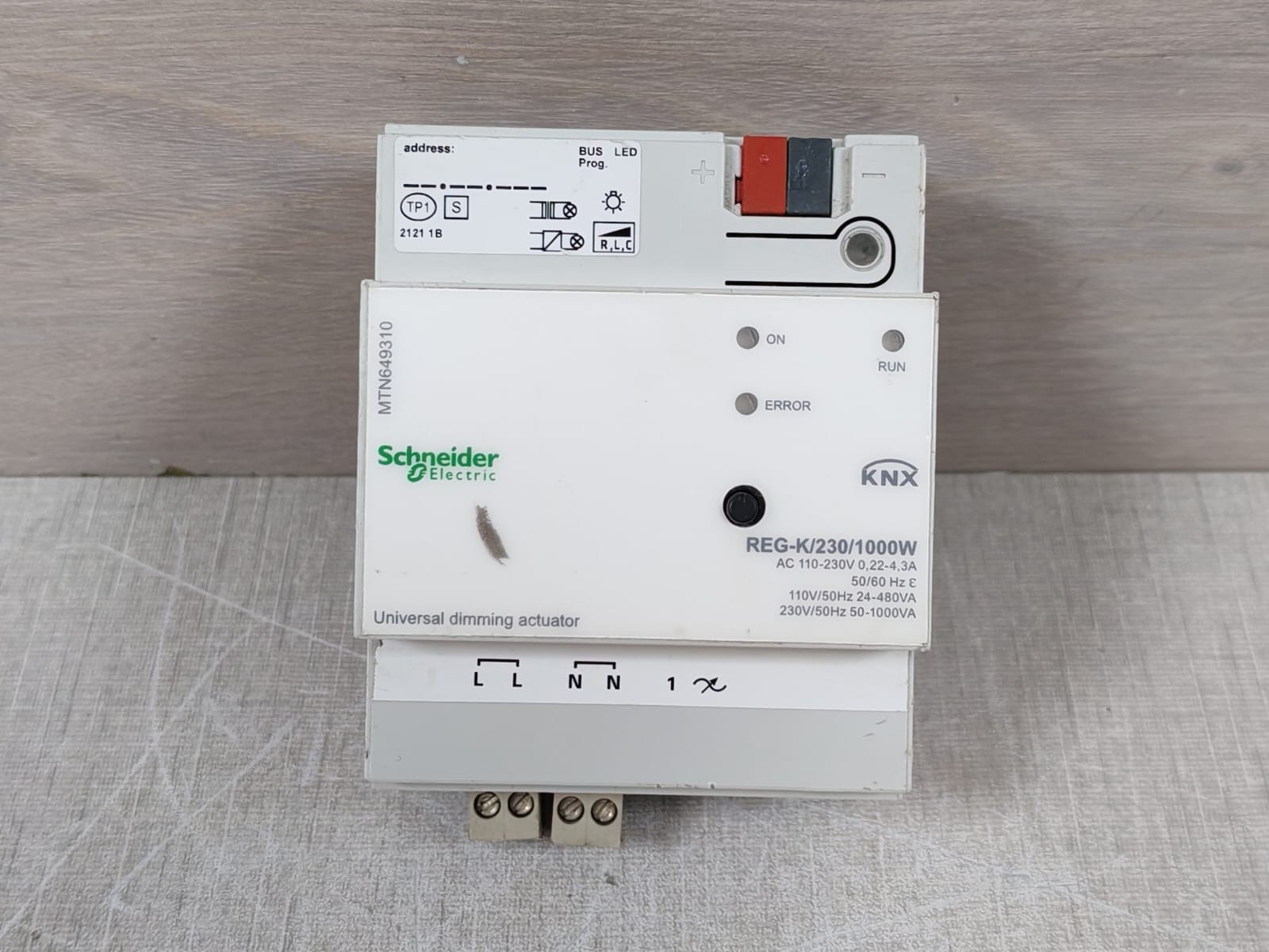 Schneider Electric MTN649310 Universal Dimming Actuator