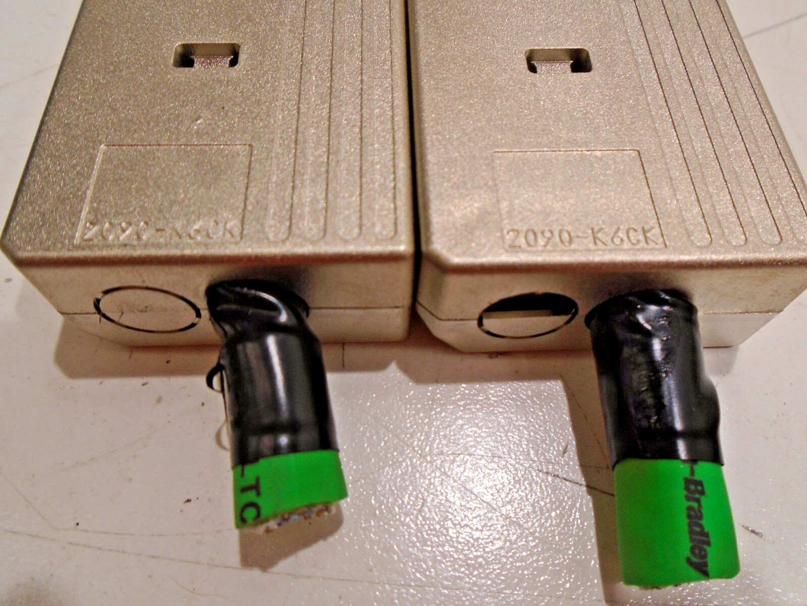 (LOT OF 4) ALLEN BRADLEY 2090-K6CK SERVO CONNECTOR 15-PIN